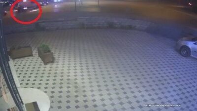 Bursa’nın Osmangazi ilçesinin Hürriyet Mahallesi’nde meydana gelen trafik kazasında, kırmızı