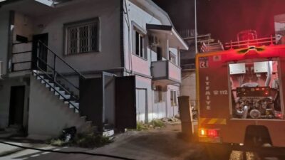 İskenderun ilçesindeki bir iş yerinin deposunda meydana gelen yangın, hızlı
