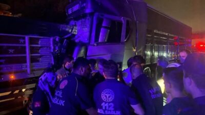 Hatay’da meydana gelen trafik kazasında 1 sürücü yaralandı. Kaza, İskenderun