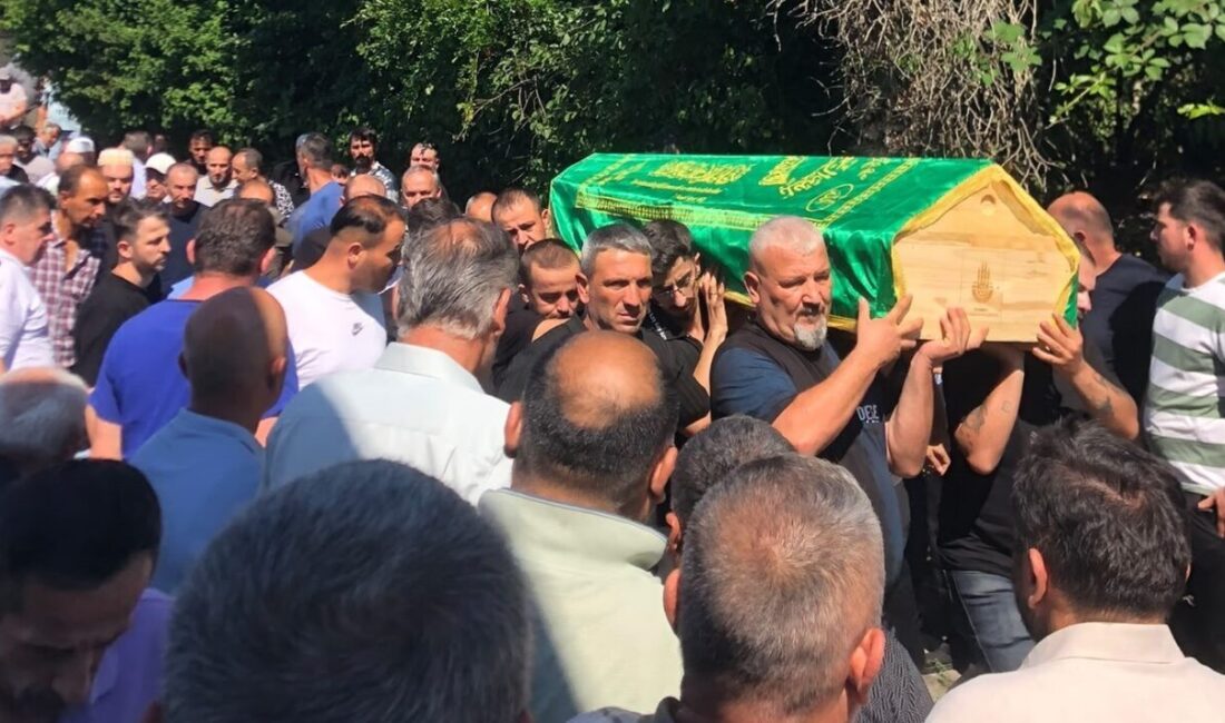İstanbul’da geçirdiği kazada hayatını kaybeden genç, doğum yeri olan Zonguldak’ta