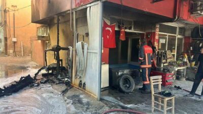 Mersin’in Mut ilçesindeki bir iş yerinde çıkan yangın, itfaiye ekiplerinin