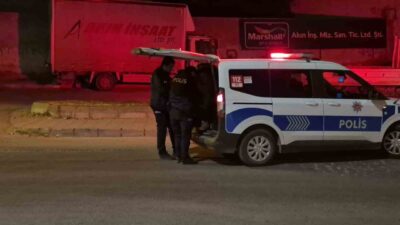 Eskişehir’de cezaevinden izinli olarak çıkan bir adamın annesini bıçakla kovalaması