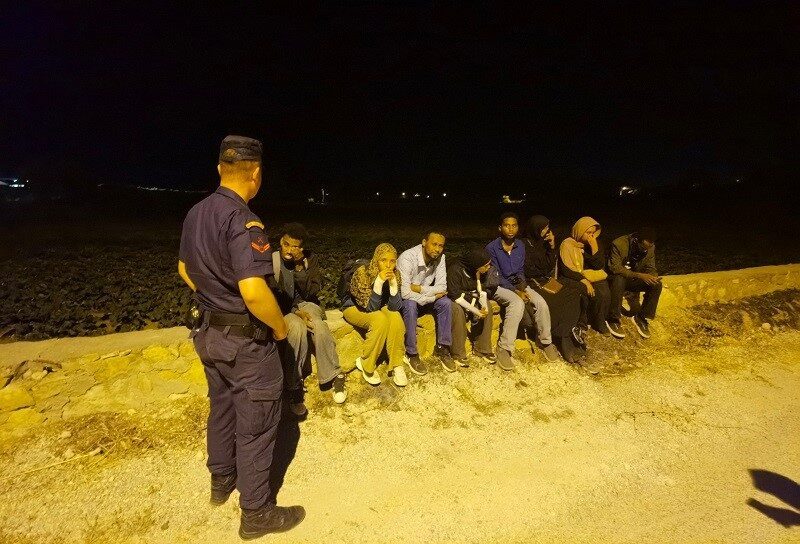 İzmir’in Foça ve Çeşme ilçelerinde, yasa dışı yollarla yurt dışına