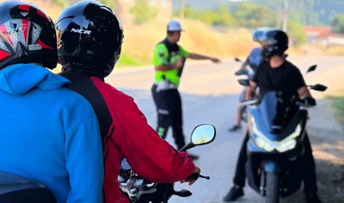 Bozüyük ilçesinde, Tavşanlı-Bozüyük İl Yolu Saraycık köyü mevkiinde 20 motosiklet