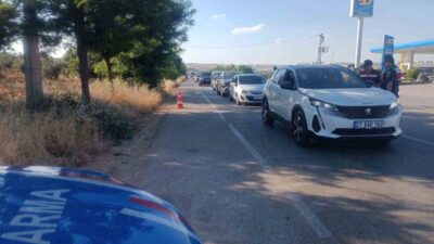 Gaziantep’te jandarma ekipleri tarafından gerçekleştirilen huzur ve güven uygulamasında 43