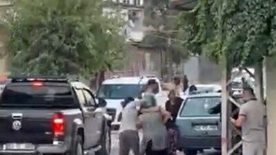 Kahramanmaraş’ın Dulkadiroğlu ilçesinde, Bağlarbaşı Mahallesi’nde meydana gelen bir kavgada, kadınlar