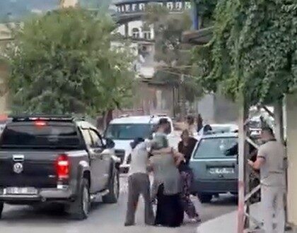 Kahramanmaraş’ın Dulkadiroğlu ilçesinde, Bağlarbaşı Mahallesi’nde meydana gelen bir kavgada, kadınlar