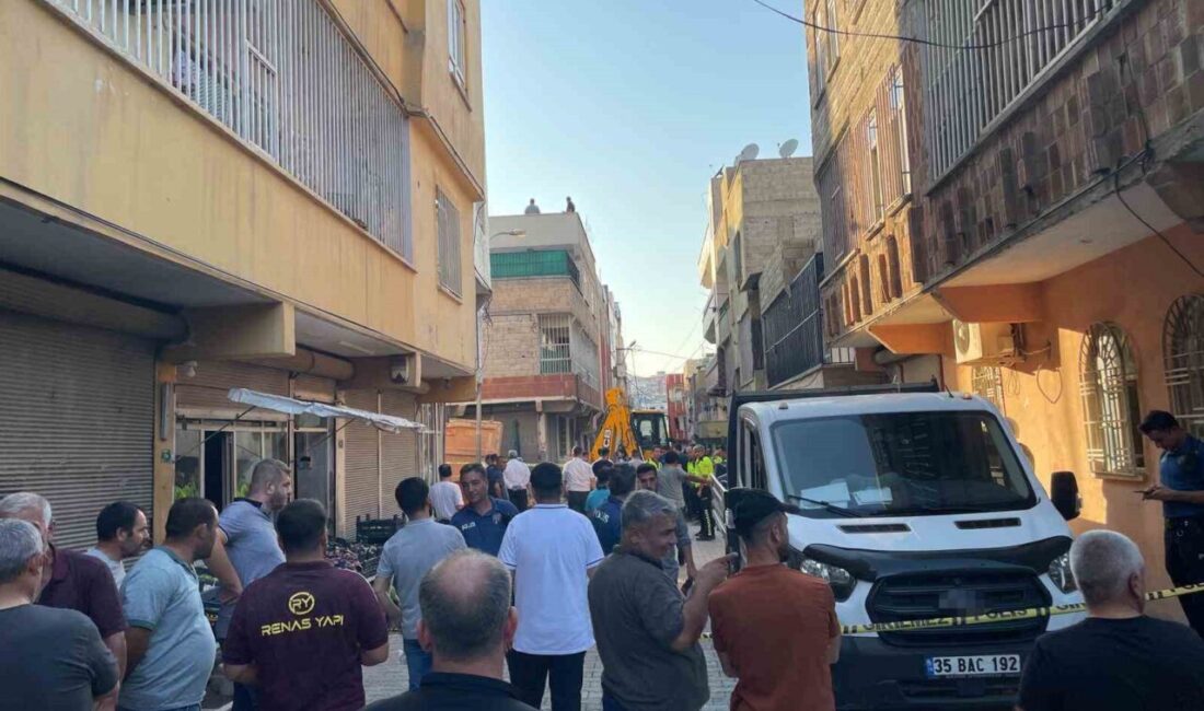 Şanlıurfa’nın Eyyübiye ilçesinde altyapı çalışmaları sırasında freni boşalan bir kamyonun