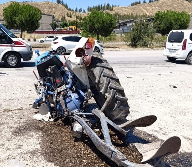 Karabük’te tır ile traktörün çarpıştığı trafik kazasında 1 kişi ağır