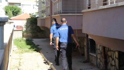 Karaman’da yaşanan olayda 42 yaşındaki bir şahıs, bulunduğu apartmanın ikinci