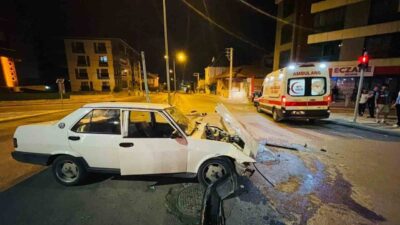 Karaman’da meydana gelen trafik kazasında iki aracın çarpışması sonucunda maddi