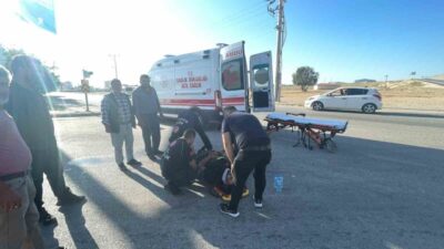 Karaman’da motosiklet ile otomobil çarpıştı, motosiklet sürücüsü yaralandı. Kaza, Hamidiye