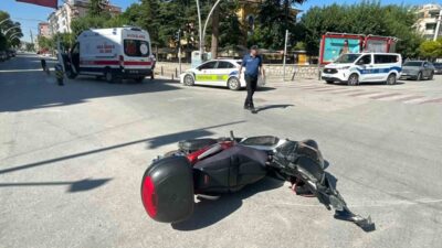 Karaman’da meydana gelen trafik kazasında 2 kişi yaralandı. Olay, sabah