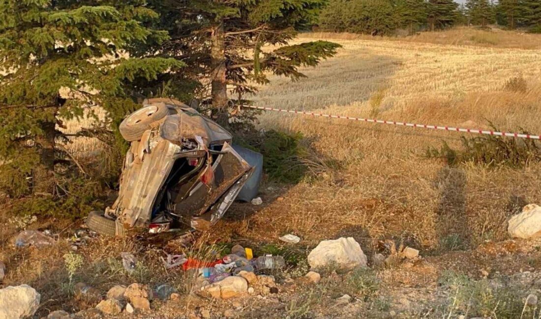 Karaman’da meydana gelen trafik kazasında, bir otomobil şarampole devrilerek sürücüsünü