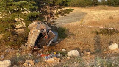 Karaman’da meydana gelen trafik kazasında, bir otomobil şarampole devrilerek sürücüsünü