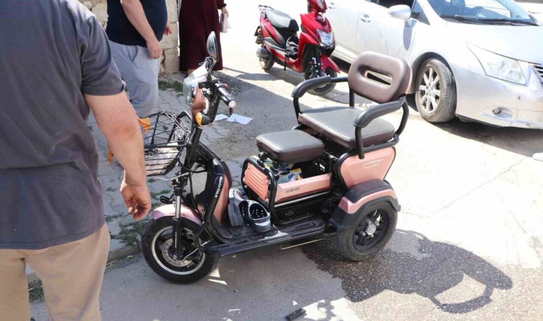 Karaman ilinde meydana gelen trafik kazasında, bir otomobil ile üç