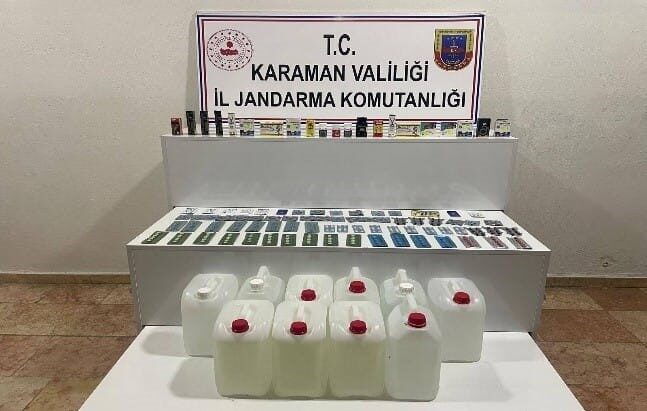 Karaman’da Jandarma ekiplerinin düzenlediği operasyonlarda uyuşturucu ve alkol bulunurken, aranan
