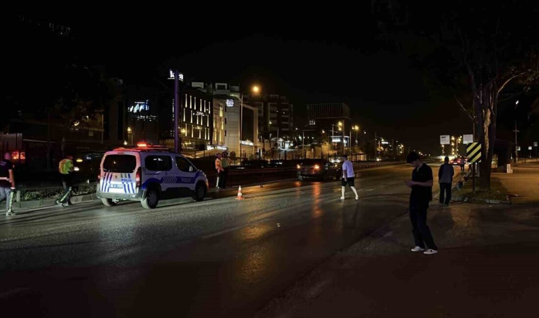 Bursa’da bir ana arterde karşıdan karşıya geçmeye çalışan 53 yaşındaki
