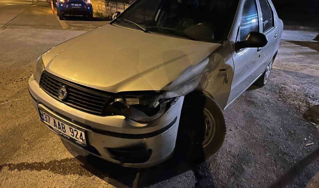 Kastamonu’nun Hanönü ilçesinde meydana gelen trafik kazasında, iki aracın çarpışması