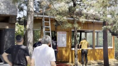 Kastamonu’nun Tosya ilçesinde Çiçekpark Tesisleri adıyla bilinen mekanda çıkan yangın,