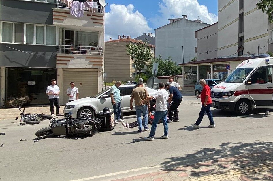 Samsun’un Bafra ilçesinde meydana gelen kazada, bir motosiklet ile bir