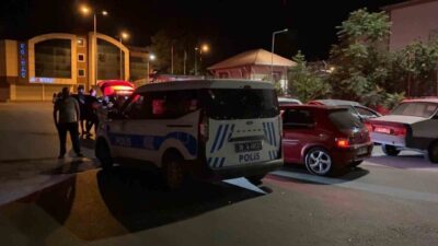 Kayseri’de polis ekipleri, Osman Kavuncu Mahallesi’nde durdurdukları araç sürücüsünün ’dur’