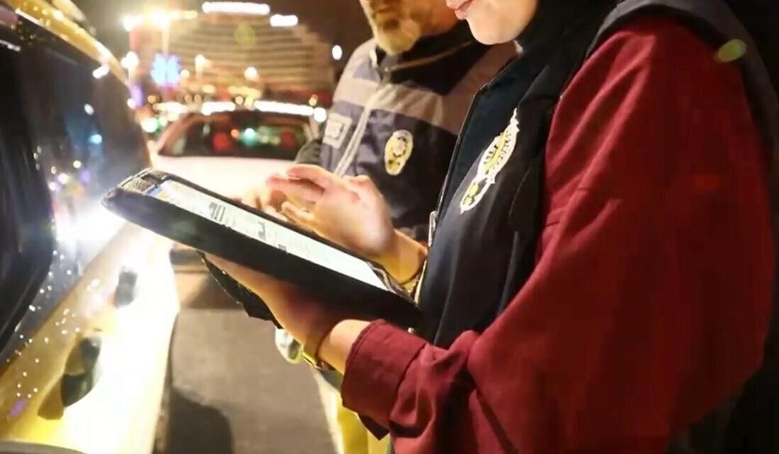 Kayseri’de polis ekiplerince gerçekleştirilen ‘huzur’ operasyonunda 725 personel görev aldı
