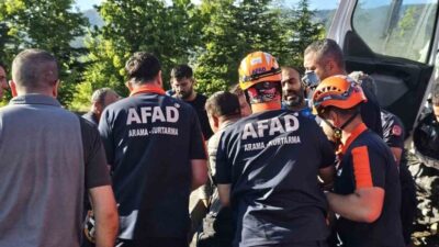 Elazığ’da meydana gelen trafik kazasında iki tırın çarpışması sonucu bir