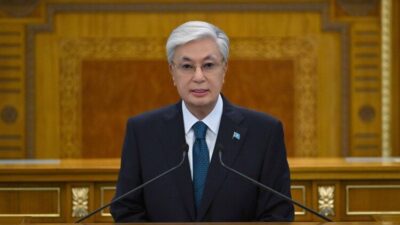 Kazakistan Cumhurbaşkanı Kasım Cömert Tokayev, 15 Mart’ta gerçekleşen referandumda onaylanan