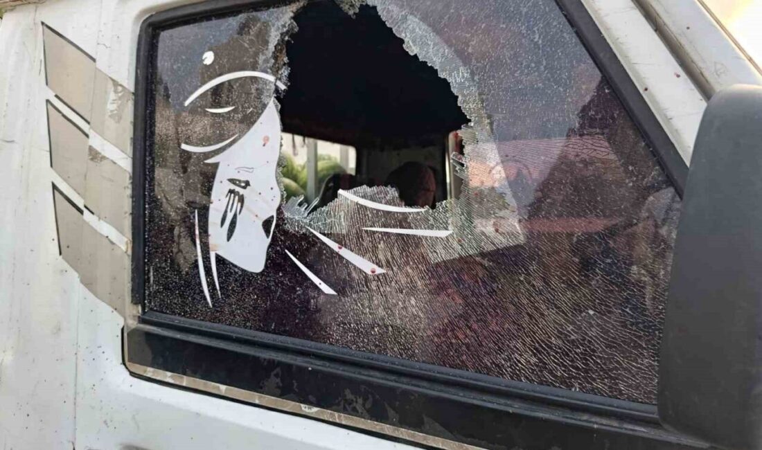 Pazarda karpuz satarak geçimini sağlayan bir esnaf, rakiplerinin piyasa fiyatının