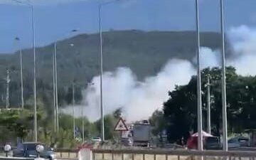 Bursa’nın Kestel ilçesindeki bir ormanlık alanda yangın çıktı ve ekipler