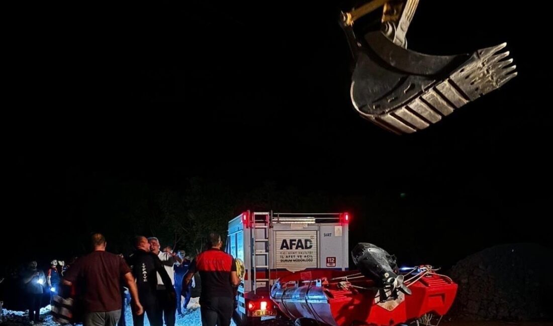 Siirt’te, Kezer Çayı’nda su seviyesinin ani yükselmesi sonucu mahsur kalan