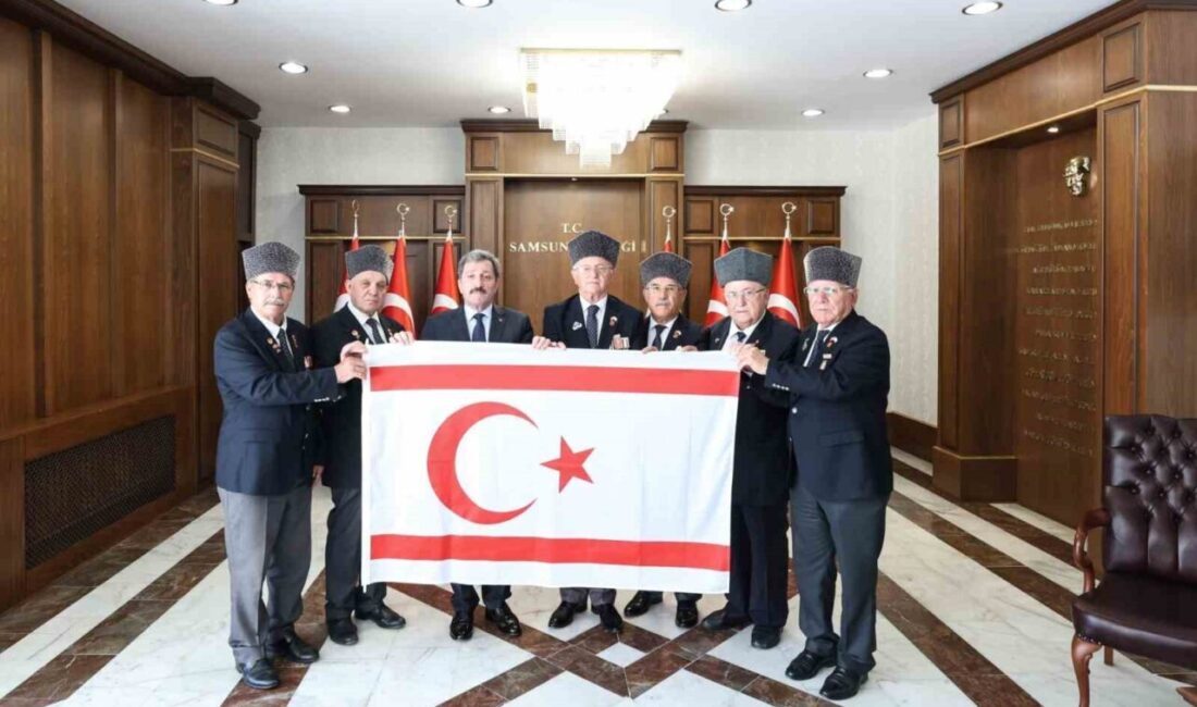 Türkiye Muharip Gaziler Derneği Samsun Şubesi’nin başkanı Ahmet Diril ve