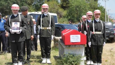 Tekirdağ’da yaşamını yitiren 72 yaşındaki Kıbrıs gazisi Rafet Coşkun, askeri