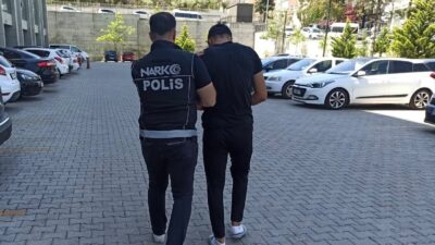 Kırıkkale’de polis ekipleri tarafından gerçekleştirilen operasyonda, 377 adet sentetik uyuşturucu