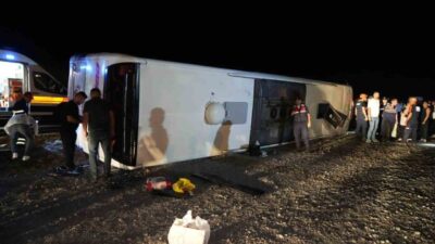 Kırıkkale’de meydana gelen bir trafik kazasında şehirler arası seyahat eden