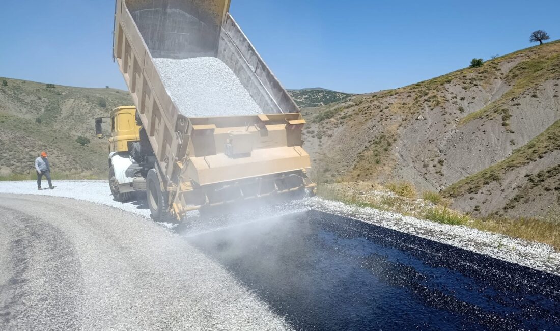 Yozgat’ta köylerin ulaşım altyapısını güçlendirmek ve yol konforunu artırmak amacıyla