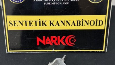 Kırşehir’de gerçekleştirilen operasyonda uyuşturucu ticareti yaptığı şüphelenilen 5 kişi gözaltına