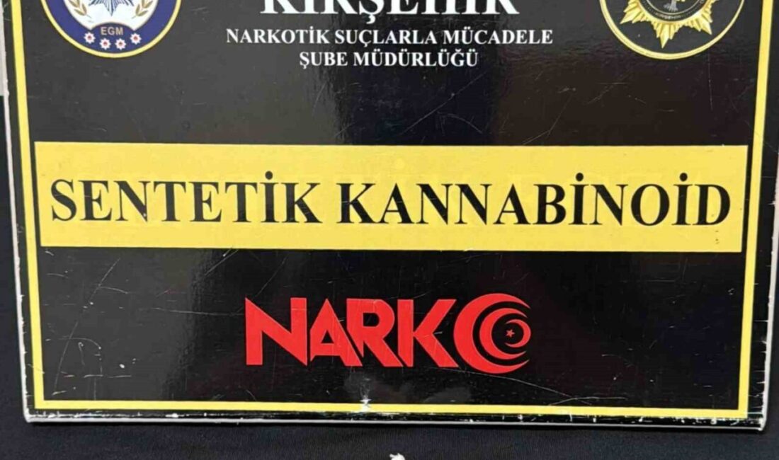 Kırşehir’de polis ekipleri tarafından gerçekleştirilen operasyonda uyuşturucu ticareti yaptığı tespit