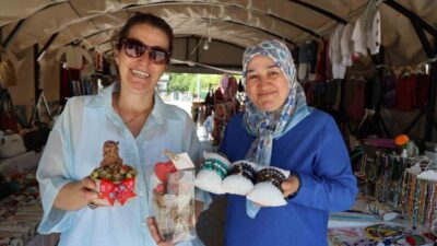 Kırşehir’de, kadınlar aile bütçelerine katkıda bulunmak amacıyla yıl boyunca ürettikleri