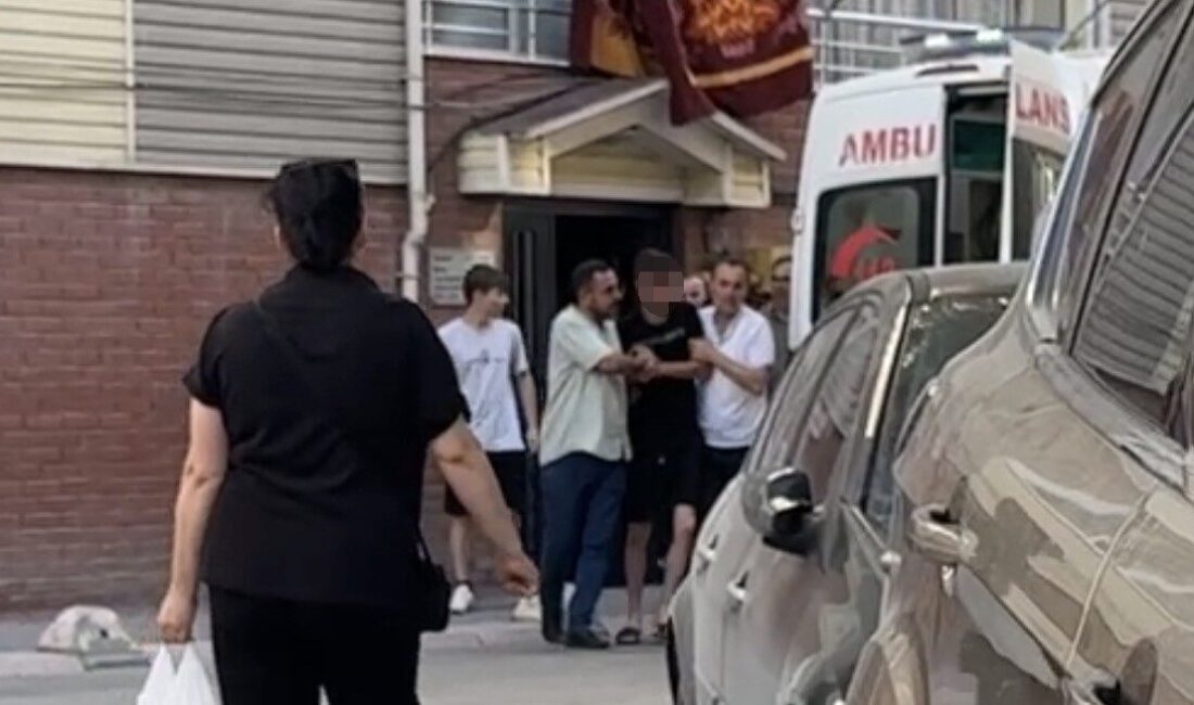 Eskişehir’de, bir genç kız arkadaşıyla yaşadığı tartışma sonrasında rahatsızlanarak hastaneye