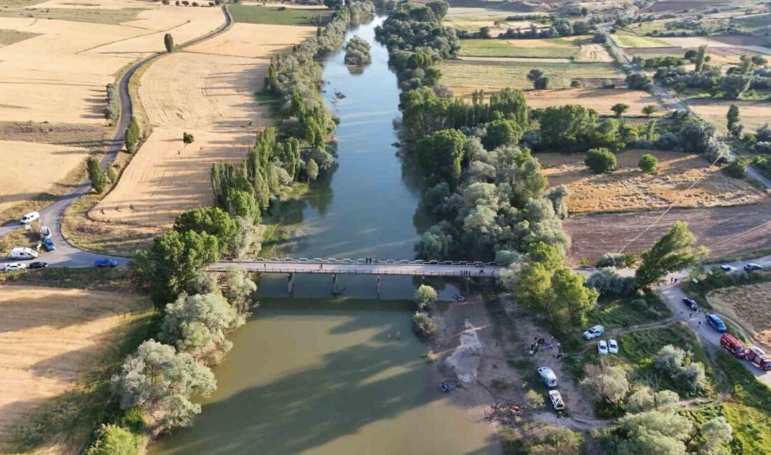 Kayseri’nin Özvatan ilçesinde Kızılırmak Nehri’nde akıntıya kapılan bir çocuğu kurtarmak