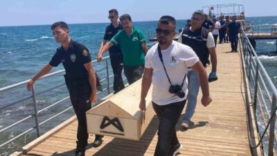 Mersin’in Erdemli ilçesine bağlı Kızkalesi yakınlarında bir ceset bulundu. Olay,