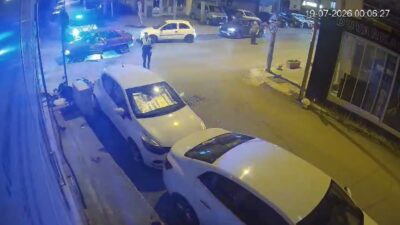 Kocaeli’nin Gebze ilçesinde bir otomobilin motosikletle çarpışması sonucu motosiklet sürücüsü