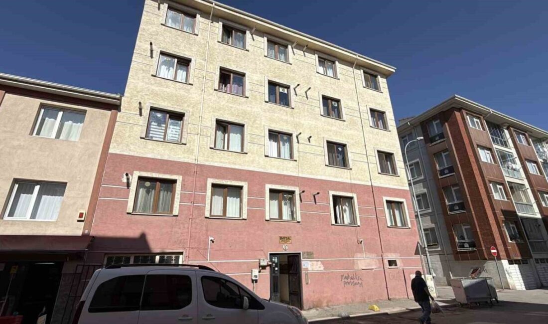 Eskişehir’de kanserle mücadele eden 71 yaşındaki kadın, komşularının yardımıyla geçimini