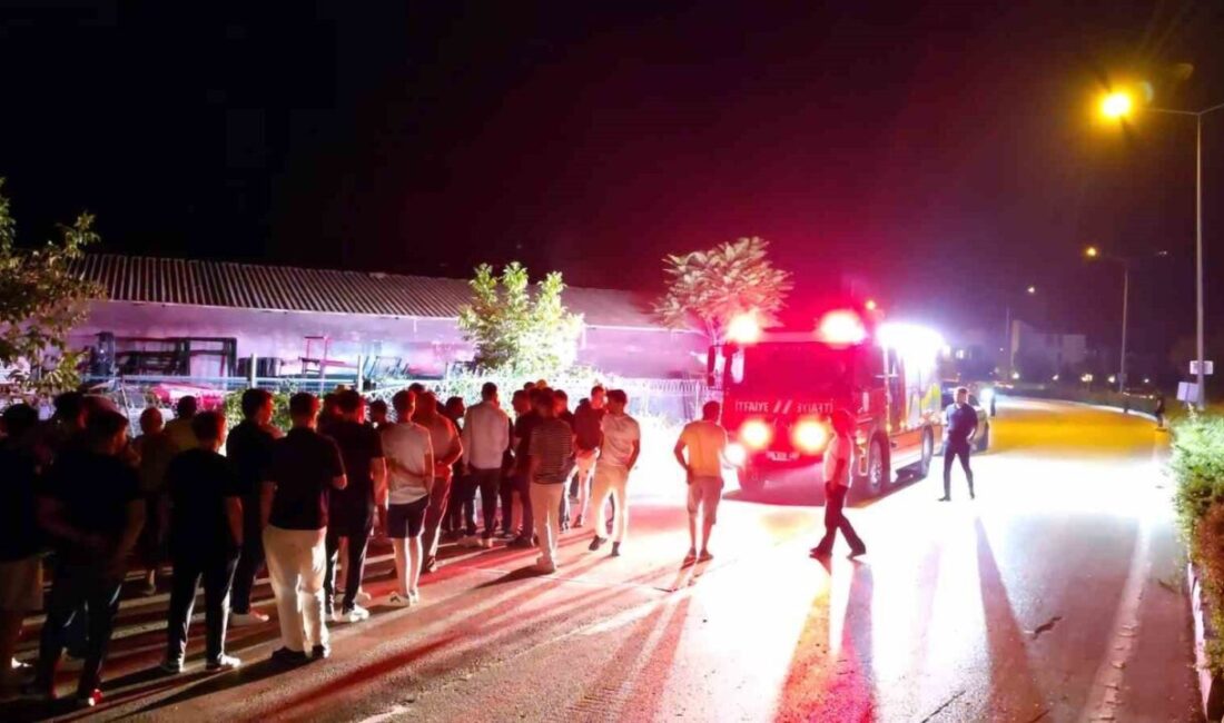 İnegöl ilçesinde gece meydana gelen trafik kazasında cip kontrolünden çıkarak