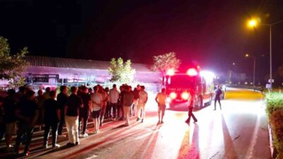 İnegöl ilçesinde gece meydana gelen trafik kazasında cip kontrolünden çıkarak