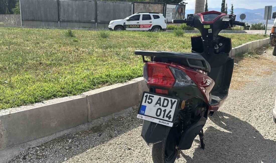 Burdur’da meydana gelen bir kazada motosiklet sürücüsü yaralandı. Olay, Aydınlıkevler
