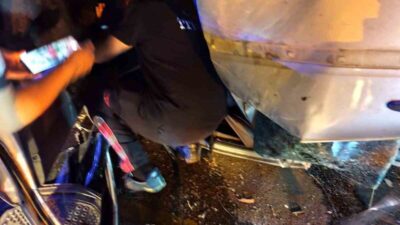 Van’ın Tuşba ilçesinde meydana gelen trafik kazasında, otomobilin kontrolden çıkarak