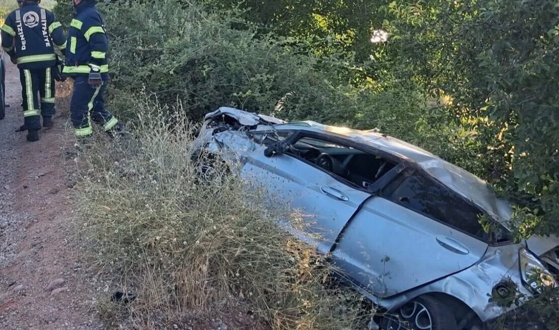 Tavas ilçesinde meydana gelen trafik kazasında, aracı sürerken kontrolü kaybeden